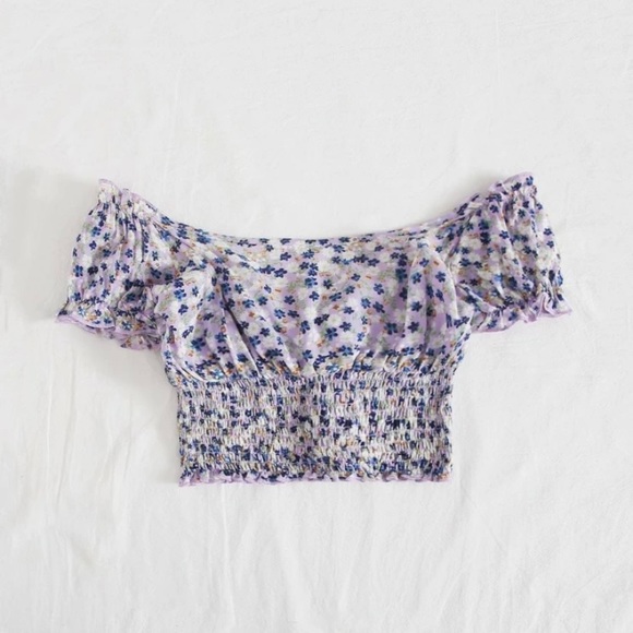 Tie Front Shirred Waist Ditsy Floral Crop Top [Size: Small] - Picture 2 of 2